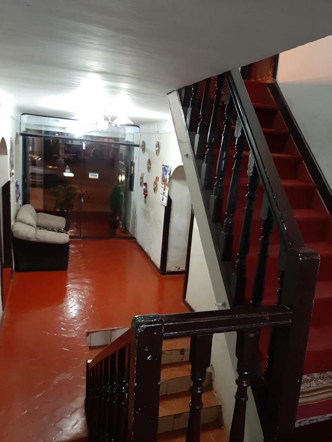 Gringo'S House 1 Bed and Breakfast Cuzco Exterior foto